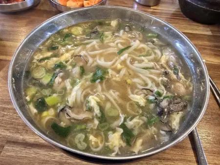 Seocheon Gul Kalguksu