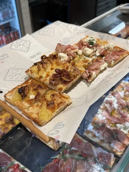Alice Pizza