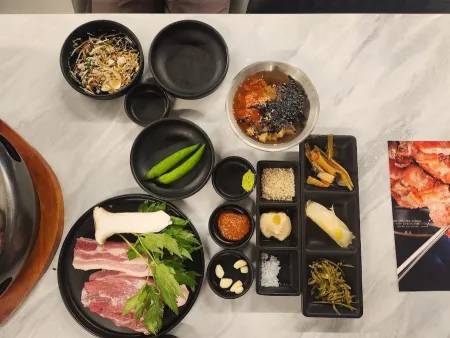 평돈식당